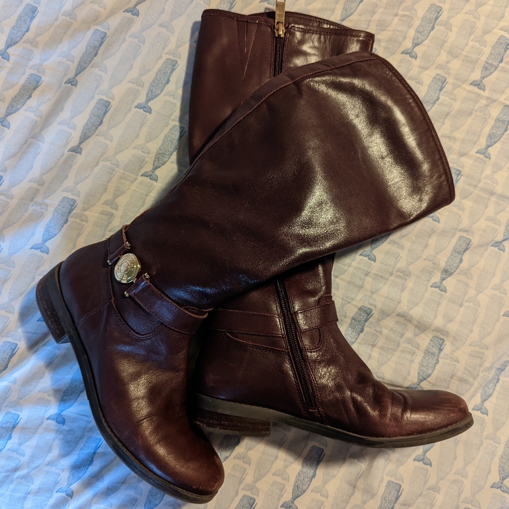 Tommy Hilfiger brown leather boots